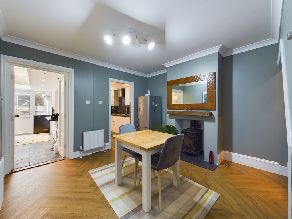 2 bed semi-detached house for sale in Gladstone Road, Horsham  - Property Image 13