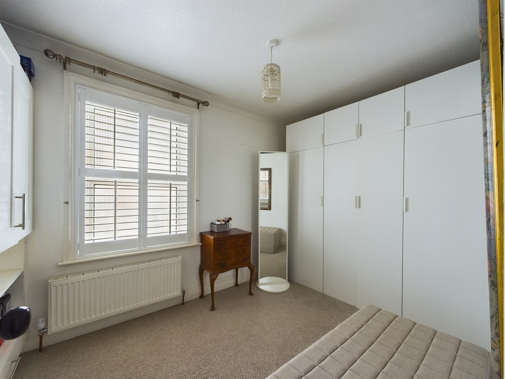 2 bed semi-detached house for sale in Gladstone Road, Horsham  - Property Image 8