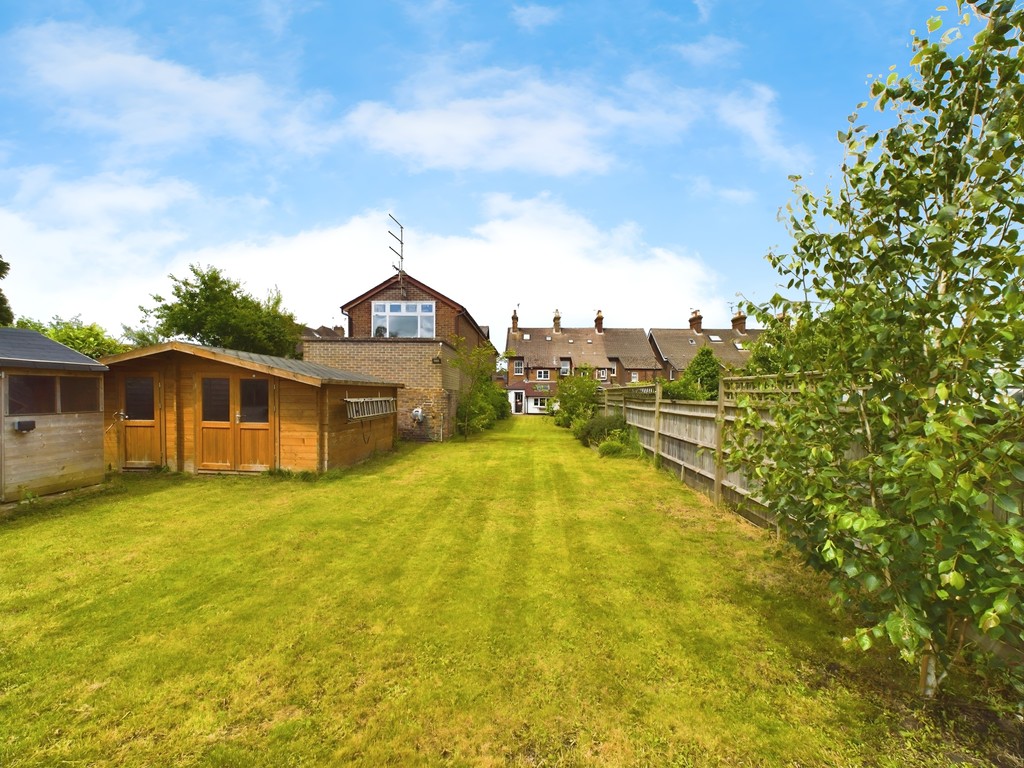 3 bed end of terrace house for sale in High Street, Haywards Heath - Property Image 1