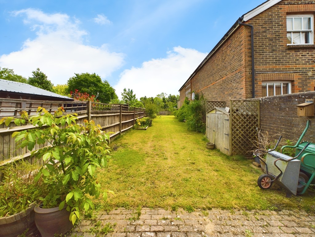 3 bed end of terrace house for sale in High Street, Haywards Heath  - Property Image 14