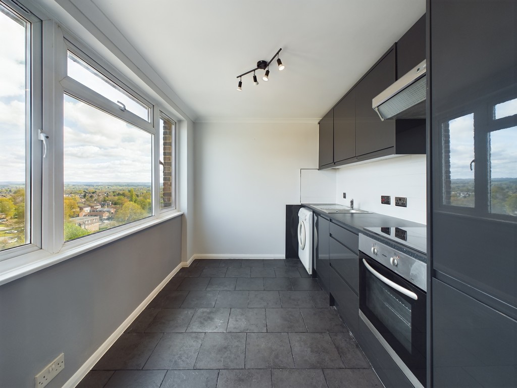 1 bed flat for sale in Gower Road, Haywards Heath  - Property Image 5