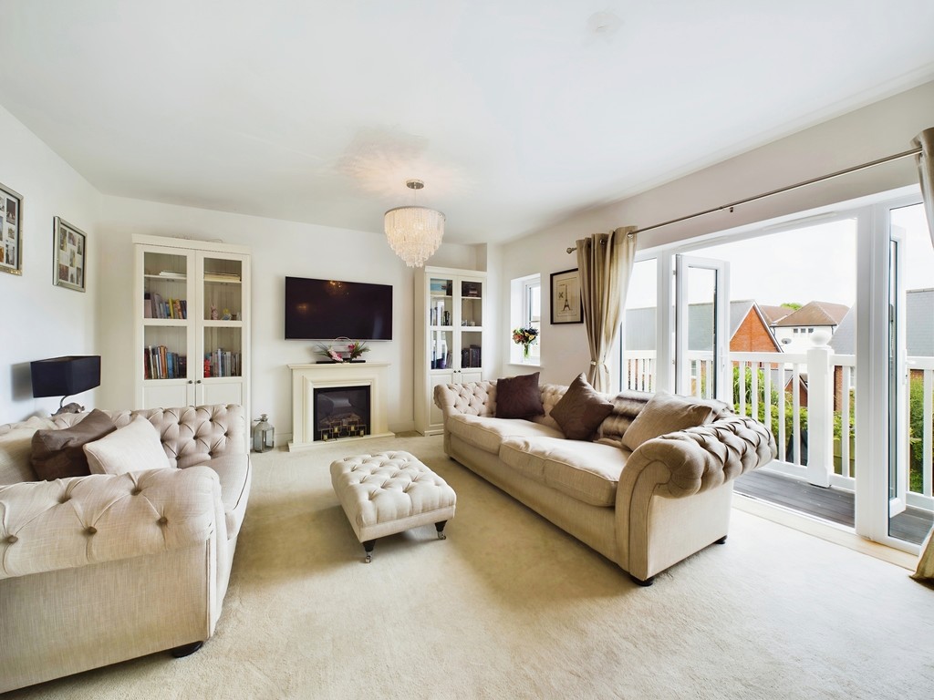 4 bed detached house for sale in Southern View, Haywards Heath  - Property Image 17
