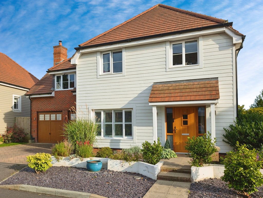 4 bed detached house for sale in Southern View, Haywards Heath  - Property Image 34