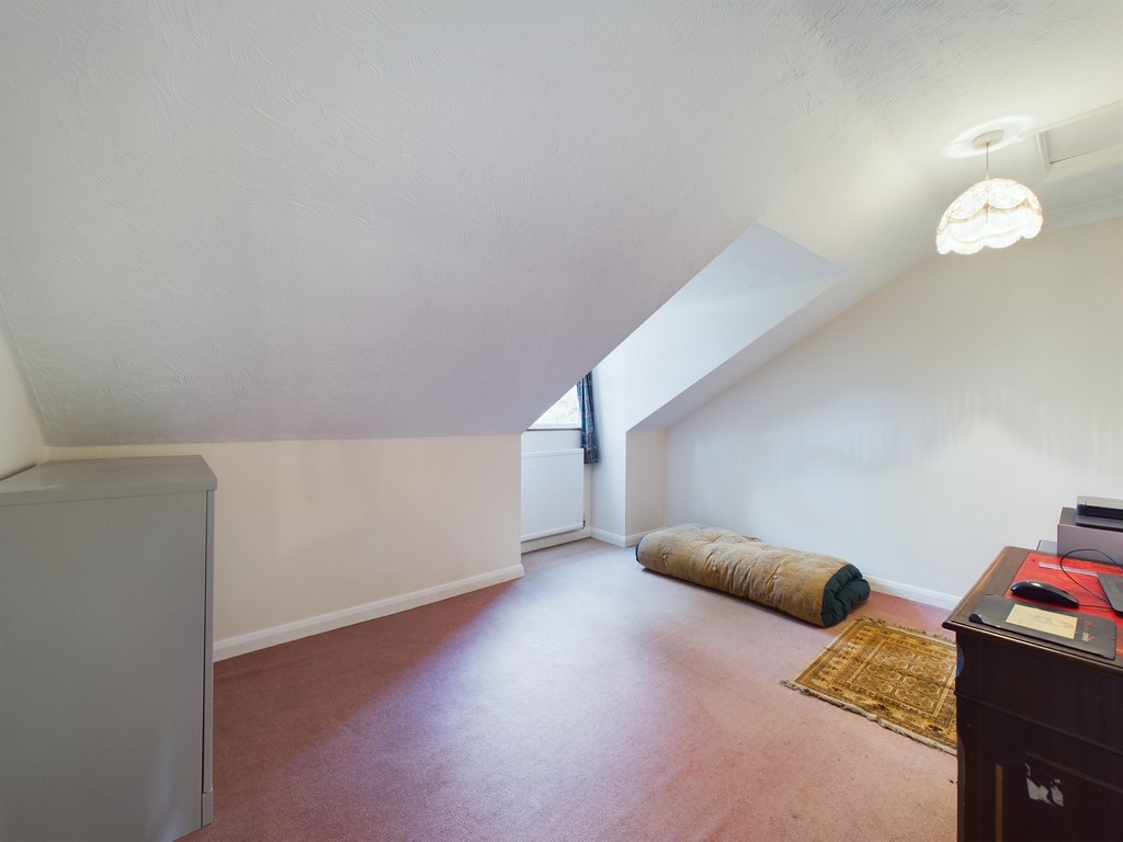 5 bed detached house for sale in Lime Kiln Road, Horsham  - Property Image 17