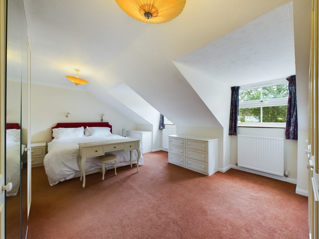 5 bed detached house for sale in Lime Kiln Road, Horsham  - Property Image 5