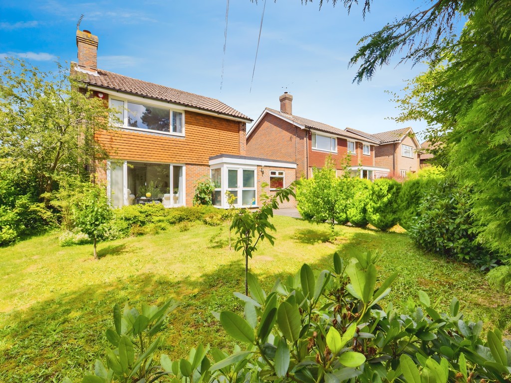 4 bed detached house for sale in College Road, Ardingly  - Property Image 1