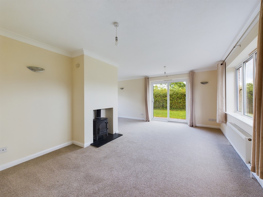 4 bed detached house to rent in Faygate Lane, Horsham  - Property Image 21