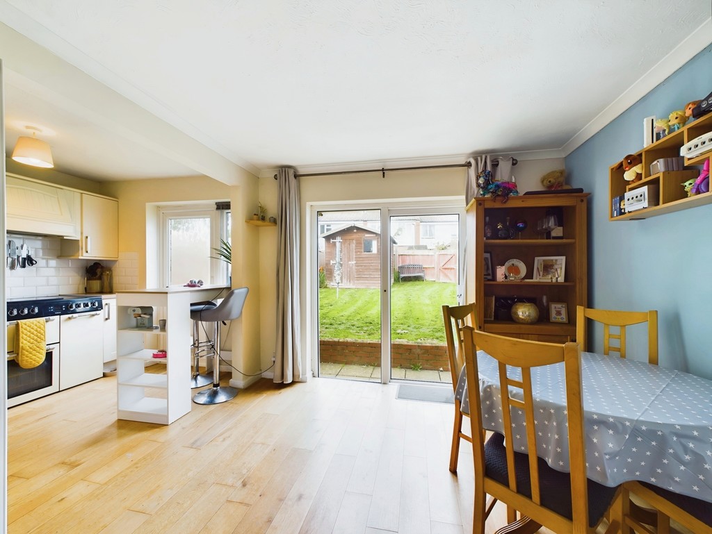 3 bed end of terrace house for sale in The Causeway, Horsham  - Property Image 3