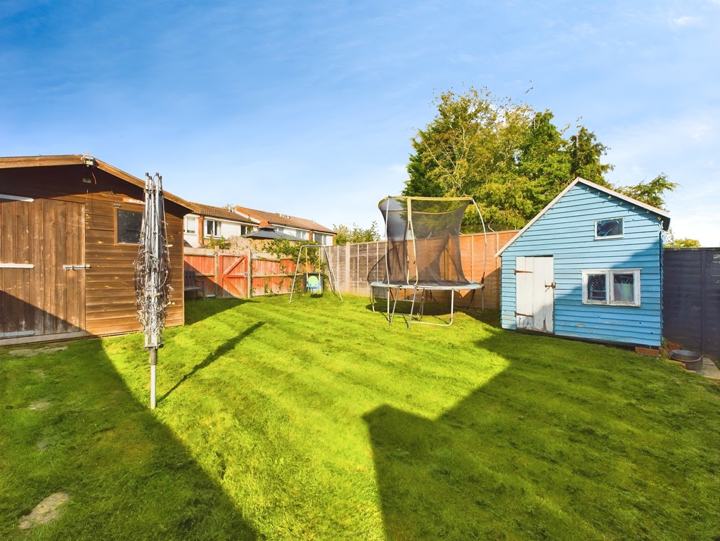 3 bed end of terrace house for sale in The Causeway, Horsham  - Property Image 10