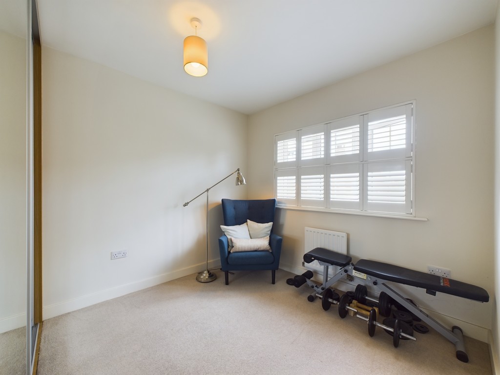 3 bed end of terrace house for sale in Calvert Link, Horsham  - Property Image 13