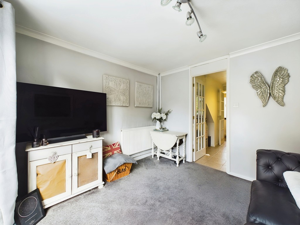 2 bed terraced house for sale in Meadvale, Horsham  - Property Image 9