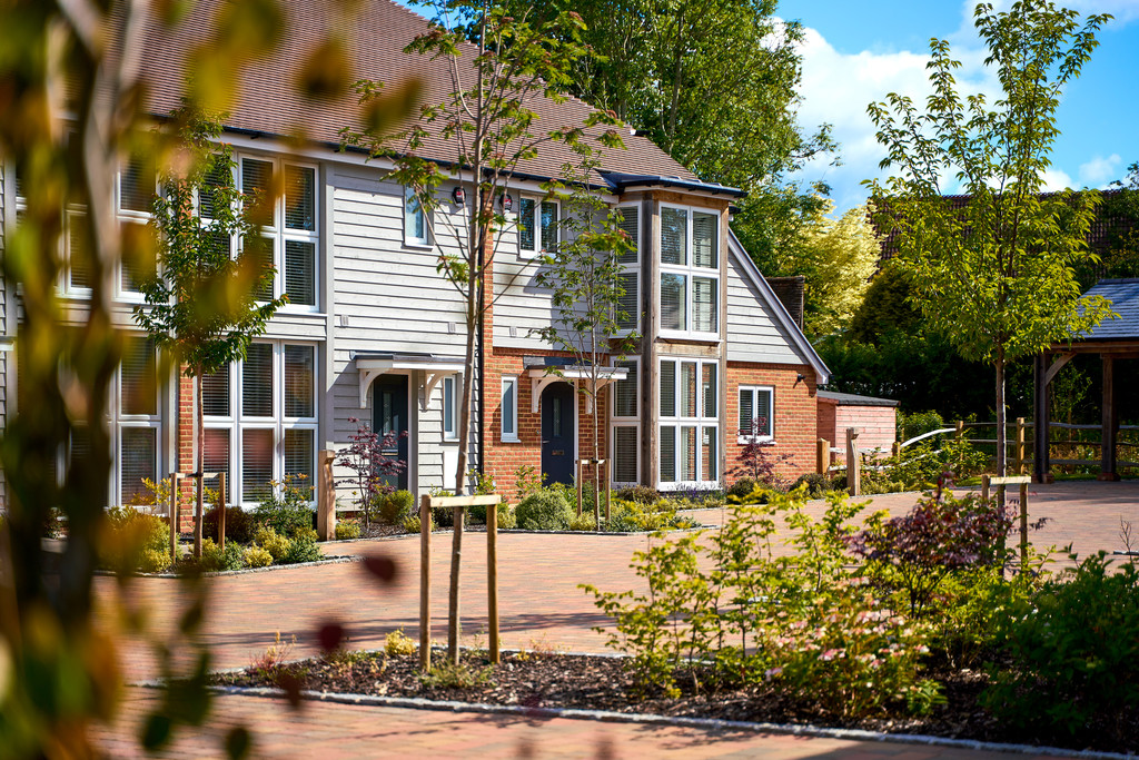 3 bed terraced house for sale in Swallows Gate, Mannings Heath  - Property Image 13