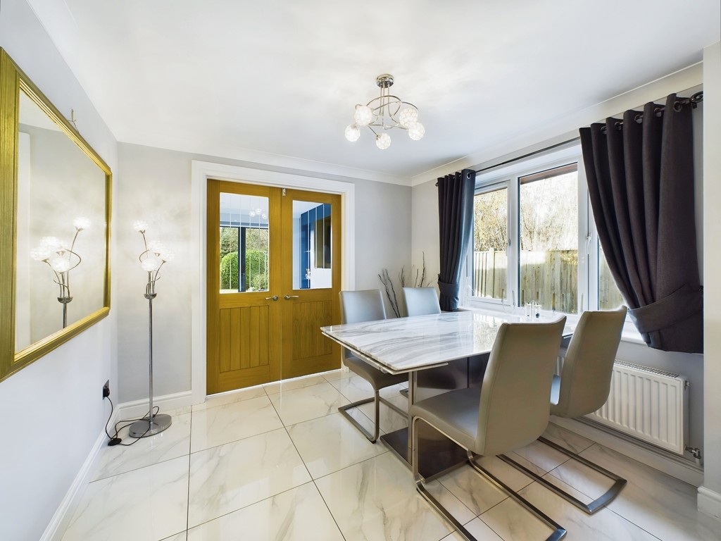 4 bed detached house for sale in Sunnywood Drive, Haywards Heath  - Property Image 11