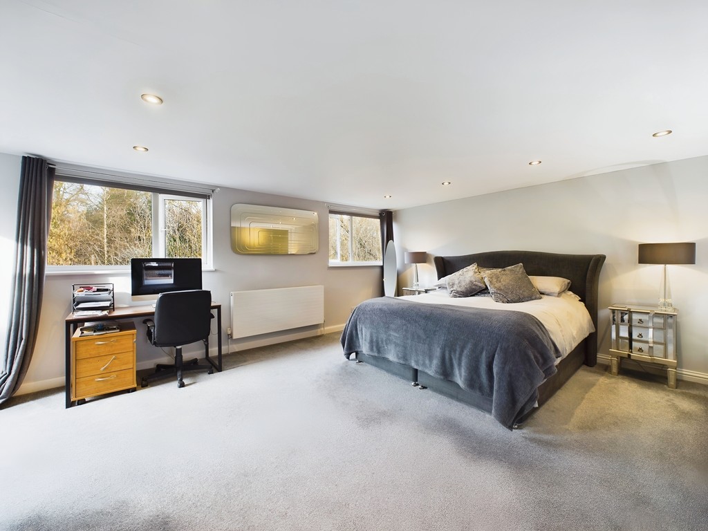 4 bed detached house for sale in Sunnywood Drive, Haywards Heath