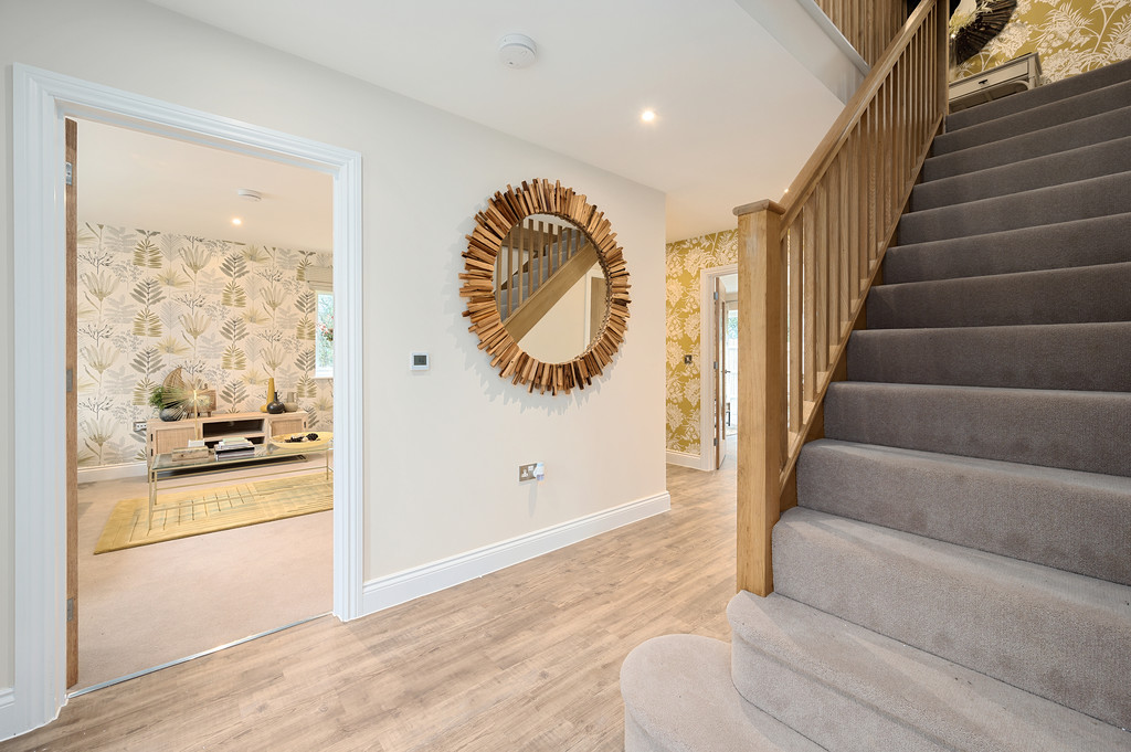 4 bed detached house for sale in Spring Bank, Haywards Heath  - Property Image 6