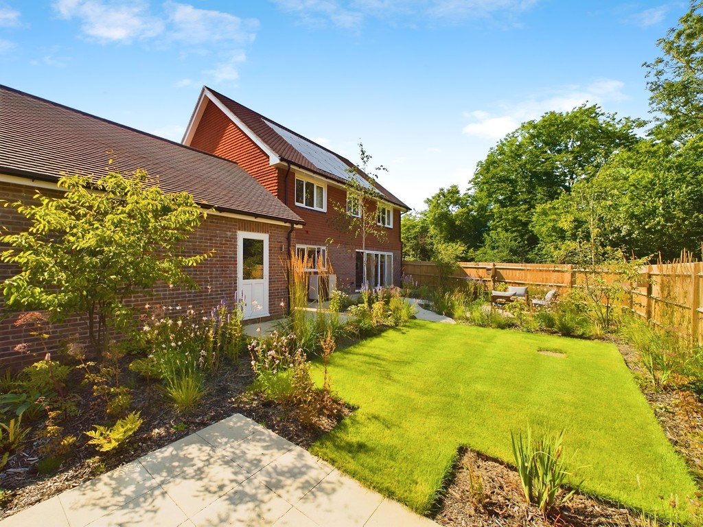 4 bed detached house for sale in Spring Bank, Haywards Heath  - Property Image 2