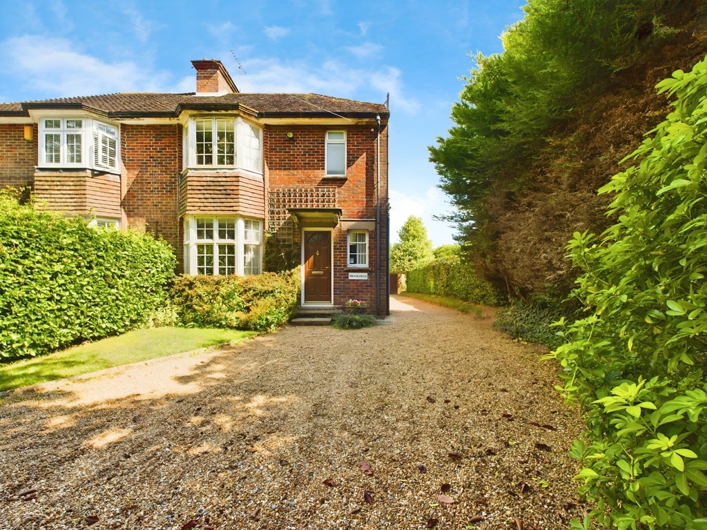 3 bed semi-detached house for sale in Sedgwick Lane, Horsham  - Property Image 17