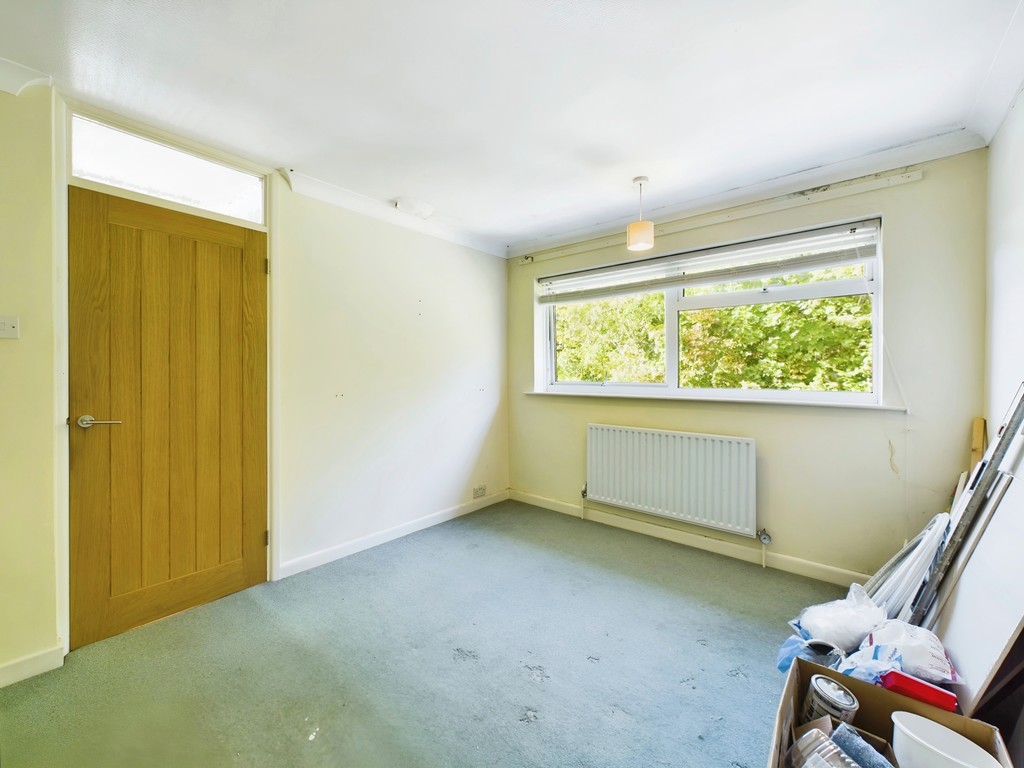 3 bed semi-detached house for sale in Barnmead, Haywards Heath  - Property Image 13