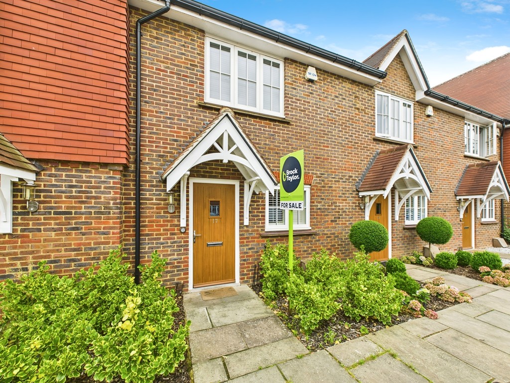 2 bed terraced house for sale in Willow Place, Barns Green