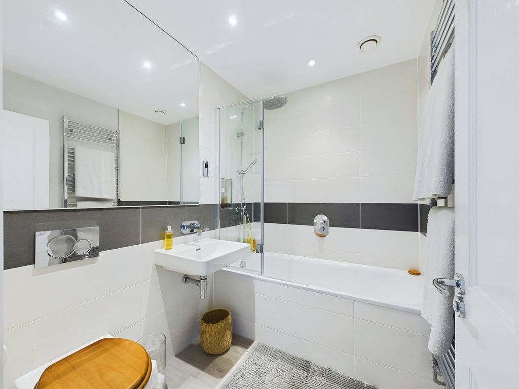 2 bed terraced house for sale in Willow Place, Barns Green  - Property Image 9