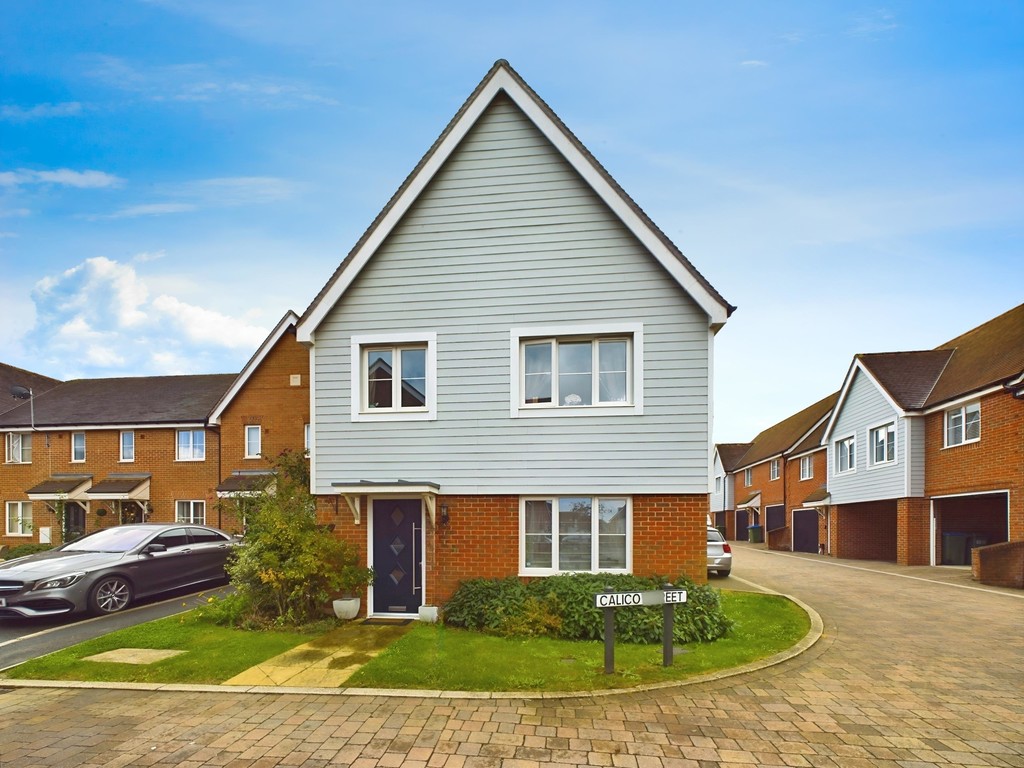 4 bed detached house for sale in Calico Street, Horsham  - Property Image 1