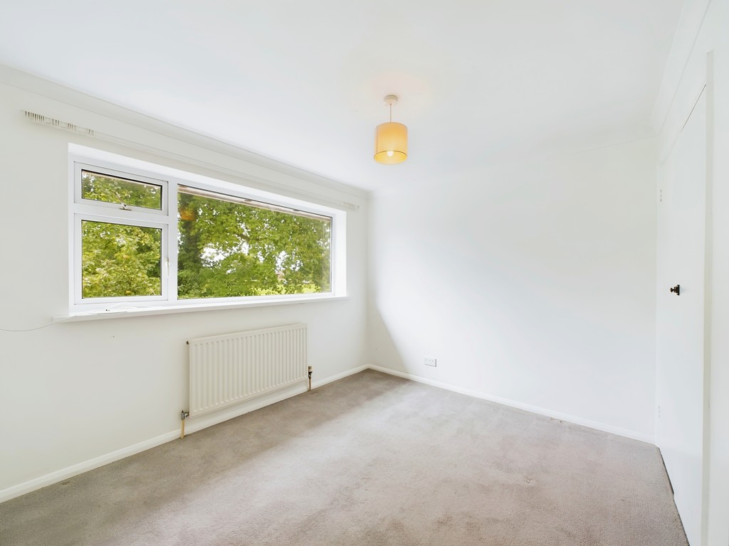 4 bed semi-detached house for sale in Bostock Avenue, Horsham  - Property Image 13