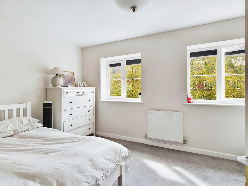 4 bed terraced house for sale in Brick Lane, West Sussex  - Property Image 13