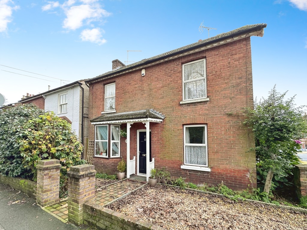 3 bed semi-detached house for sale in Depot Road, Horsham  - Property Image 1