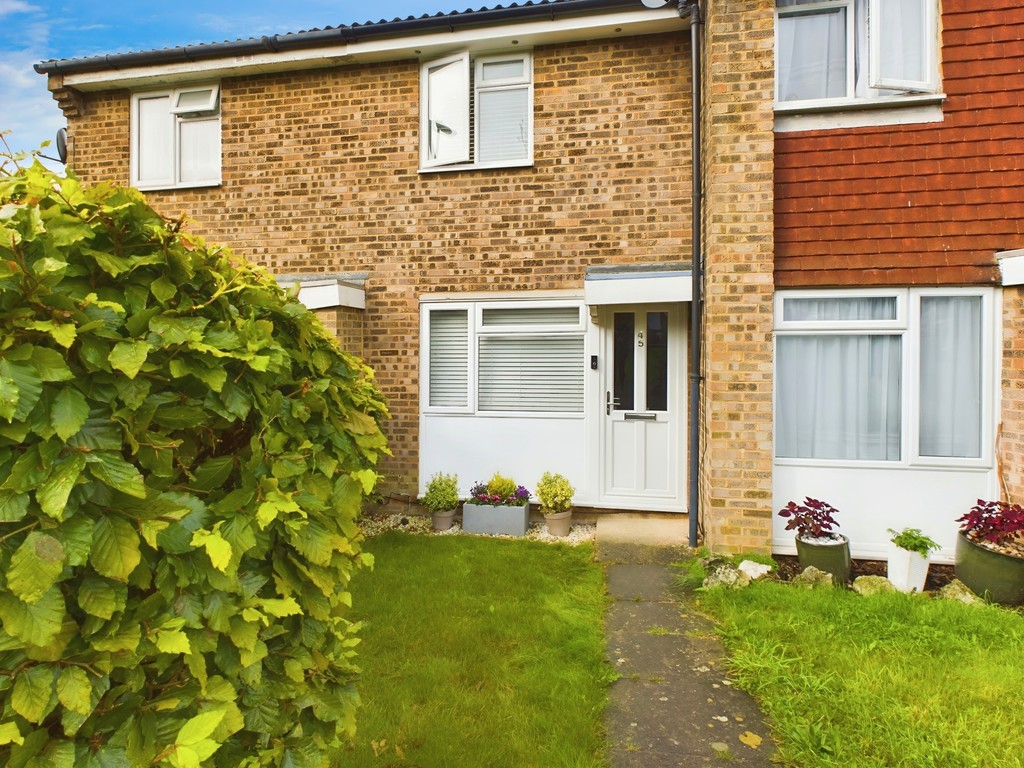 2 bed terraced house for sale in Ryecroft, Haywards Heath  - Property Image 1