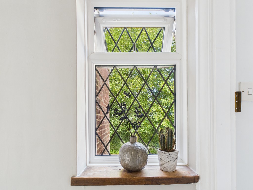 3 bed semi-detached house for sale in Coopers Wood, London Road, Handcross  - Property Image 13