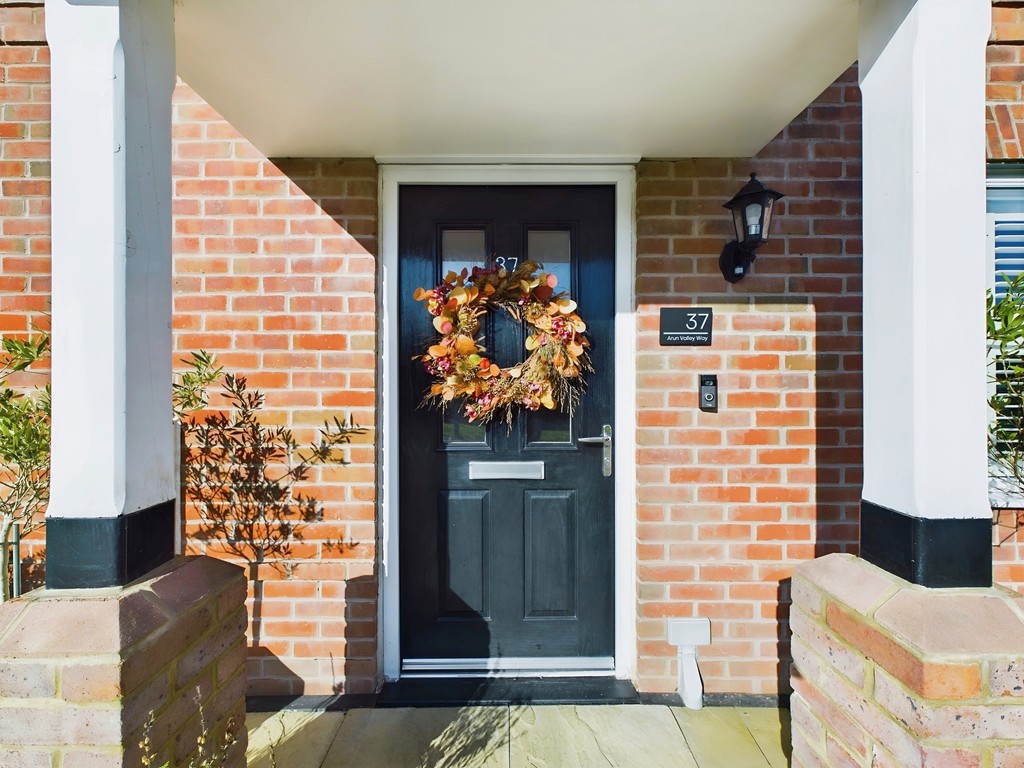 3 bed semi-detached house for sale in Arun Valley Way, Horsham  - Property Image 12