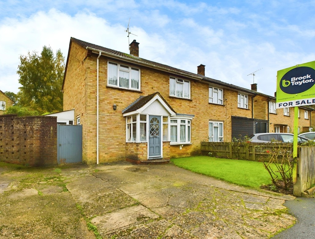 3 bed semi-detached house for sale in Alder Copse, Horsham  - Property Image 1