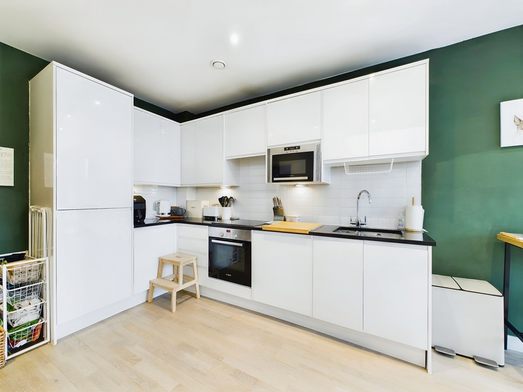 1 bed apartment for sale in North Street, Horsham  - Property Image 2