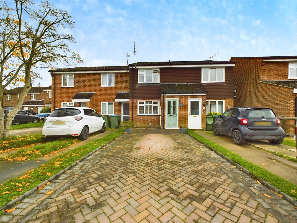 2 bed terraced house for sale in Hazelhurst Crescent, Horsham  - Property Image 13