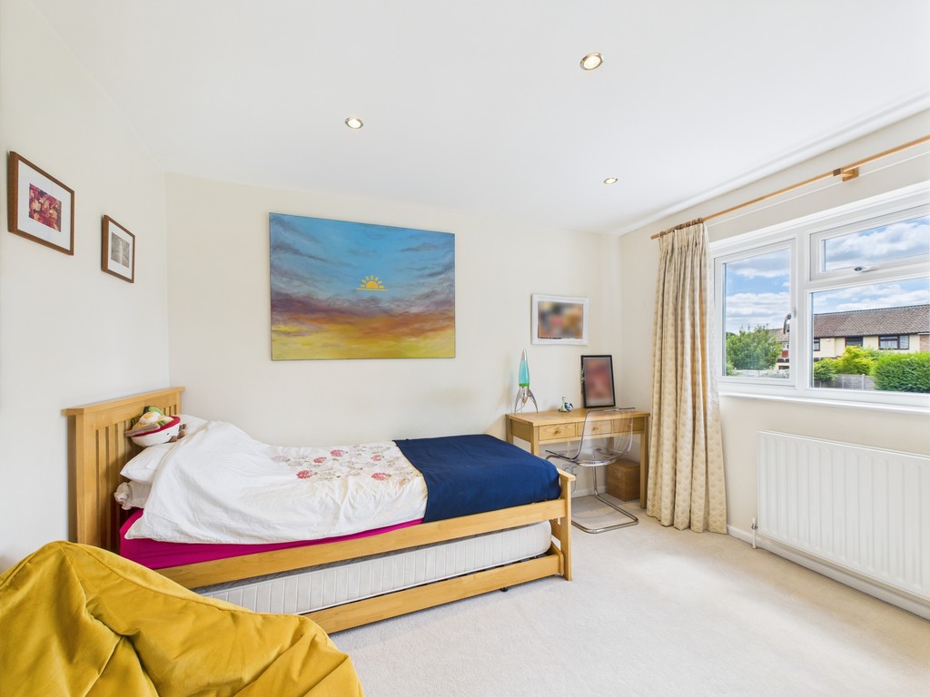 3 bed semi-detached house for sale in Lambs Farm Road, Horsham  - Property Image 7