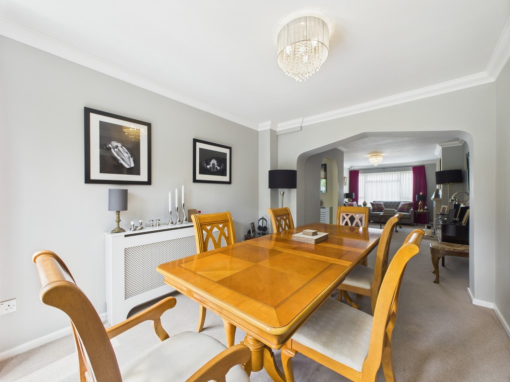 3 bed semi-detached house for sale in Lambs Farm Road, Horsham  - Property Image 15