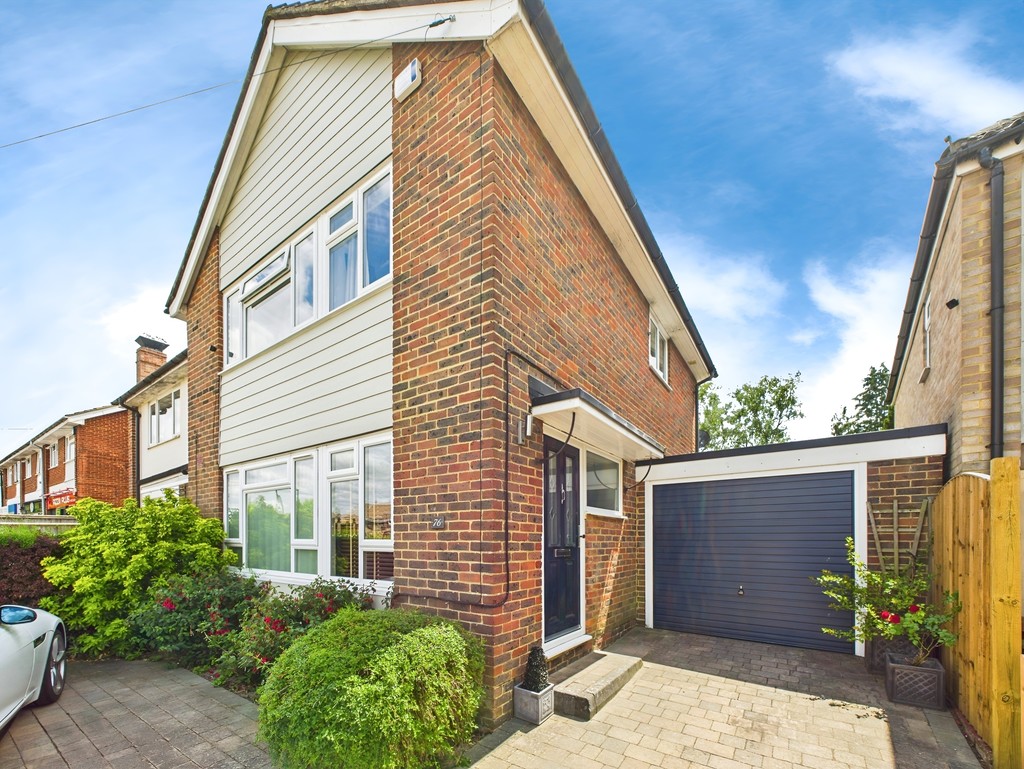 3 bed semi-detached house for sale in Lambs Farm Road, Horsham  - Property Image 12