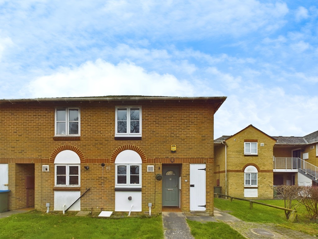 2 bed semi-detached house for sale in Moorhead Road, Horsham  - Property Image 12