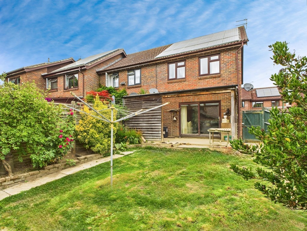 3 bed semi-detached house for sale in Acorn Avenue, Cowfold  - Property Image 5