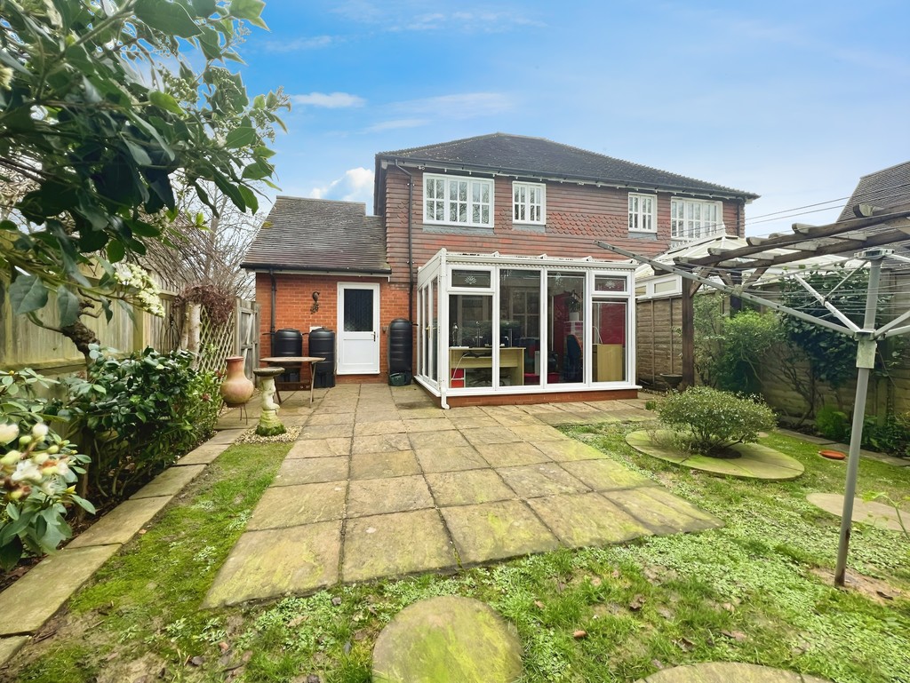 3 bed semi-detached house for sale in Heasewood, Haywards Heath  - Property Image 13