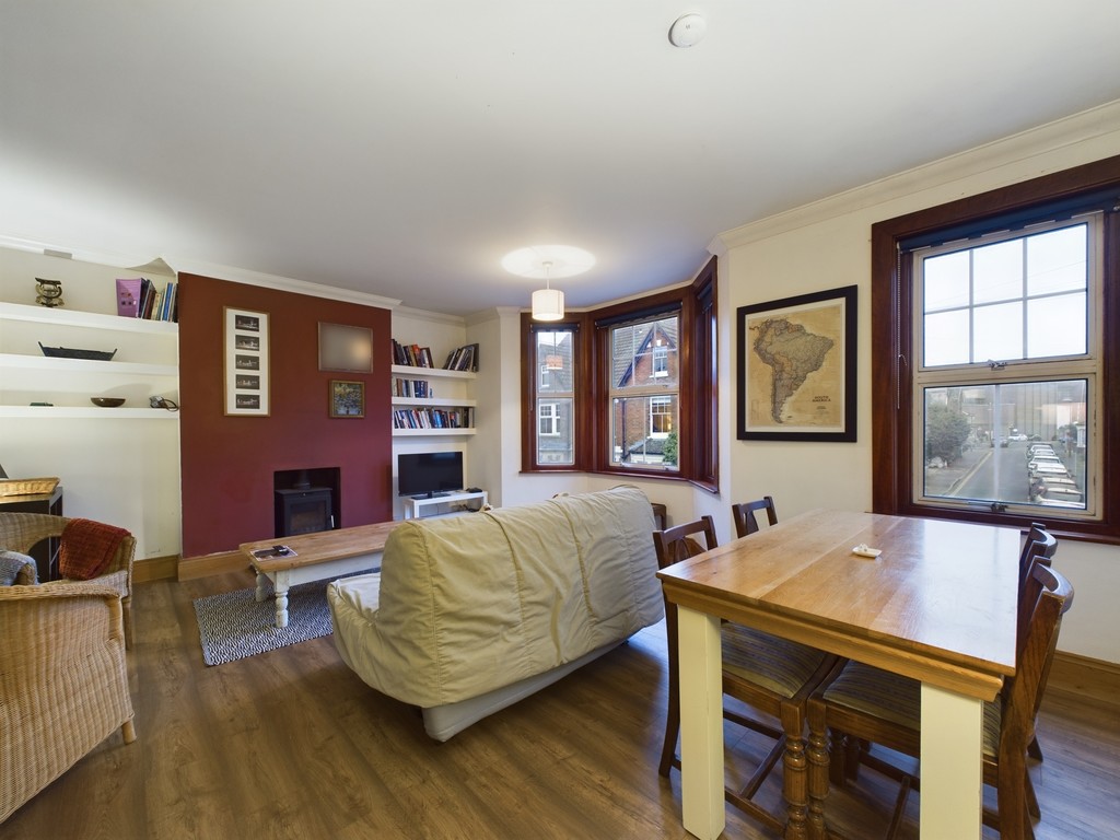 1 bed apartment to rent in Wellington Road, Horsham  - Property Image 2