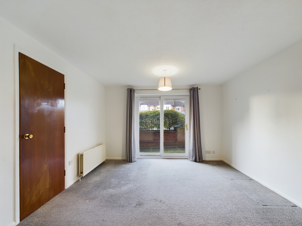 1 bed apartment for sale in Tanyard Close, Horsham  - Property Image 6