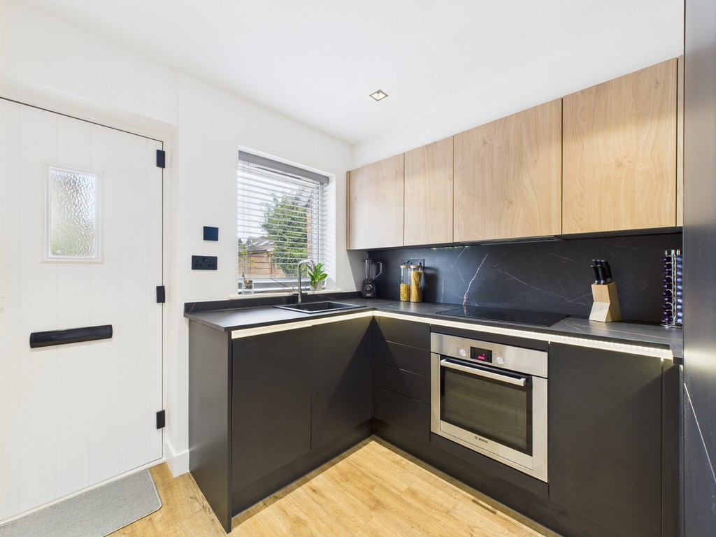 1 bed terraced house for sale in Kingsmead Place, Broadbridge Heath  - Property Image 2