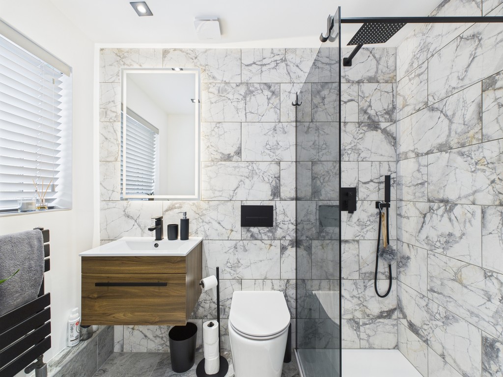 1 bed terraced house for sale in Kingsmead Place, Broadbridge Heath  - Property Image 7