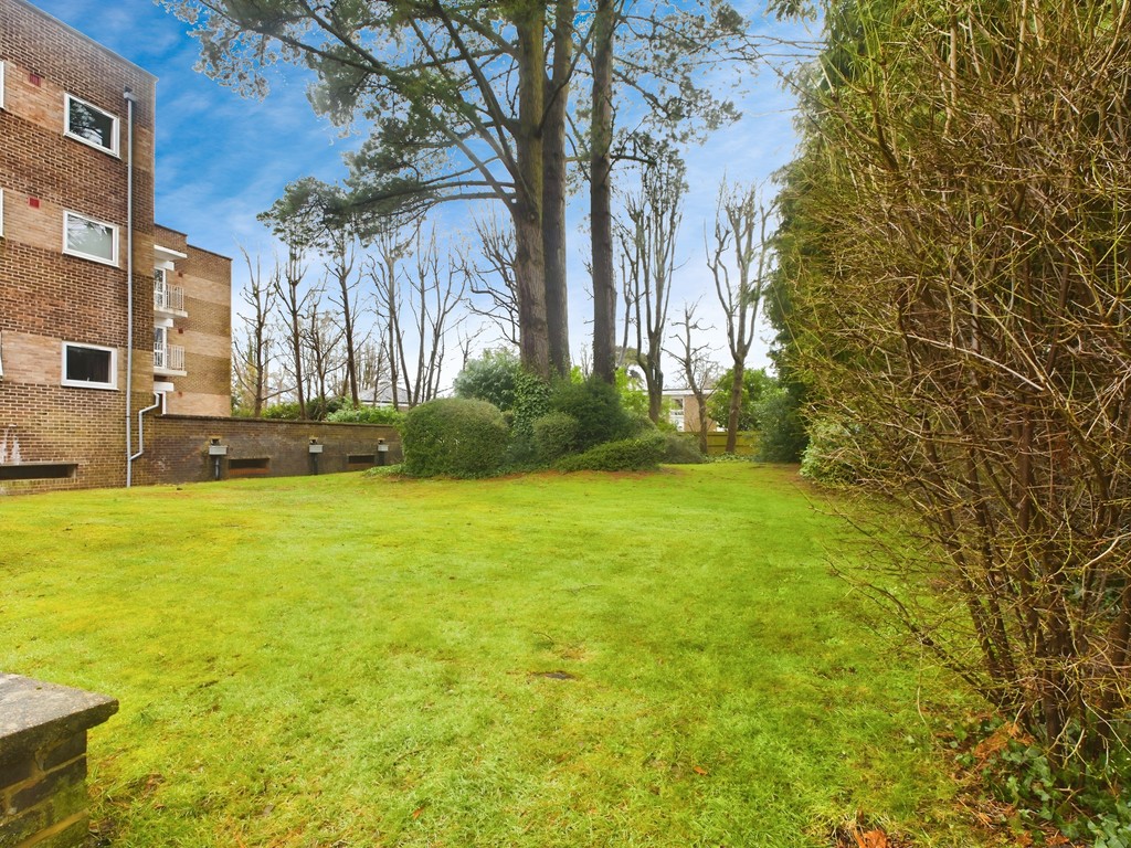 2 bed apartment for sale in North Ash, Horsham - Property Image 1