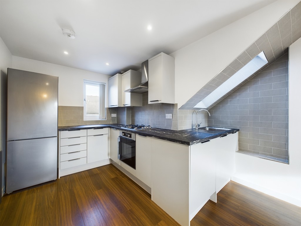 1 bed apartment to rent in Park Terrace East Mews, Horsham  - Property Image 1