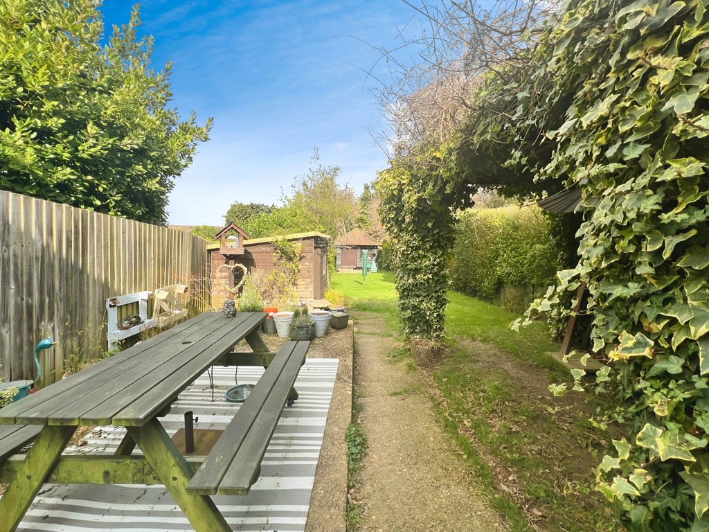 3 bed semi-detached house for sale in Edward Road, Haywards Heath  - Property Image 15