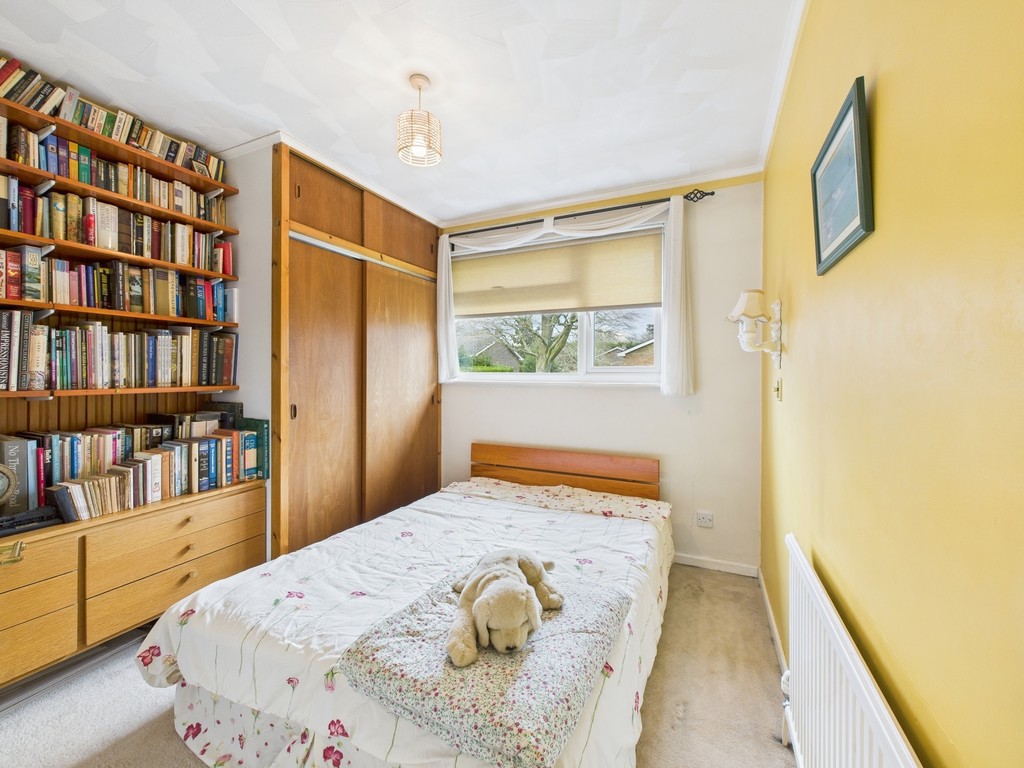 3 bed semi-detached house for sale in The Poplars, Horsham  - Property Image 7