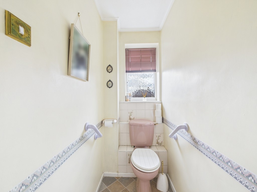 3 bed semi-detached house for sale in The Poplars, Horsham  - Property Image 15