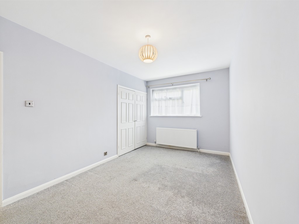 2 bed apartment for sale in Wimblehurst Court, Horsham  - Property Image 10